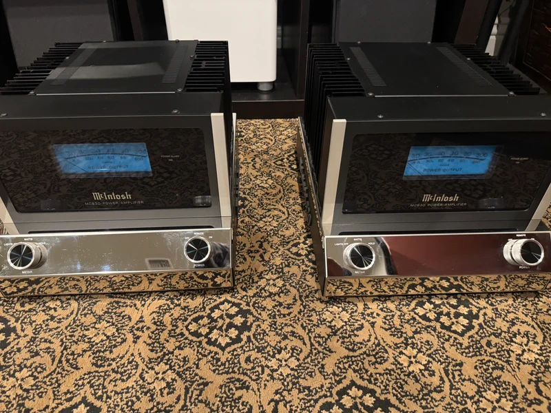 McIntosh MC830