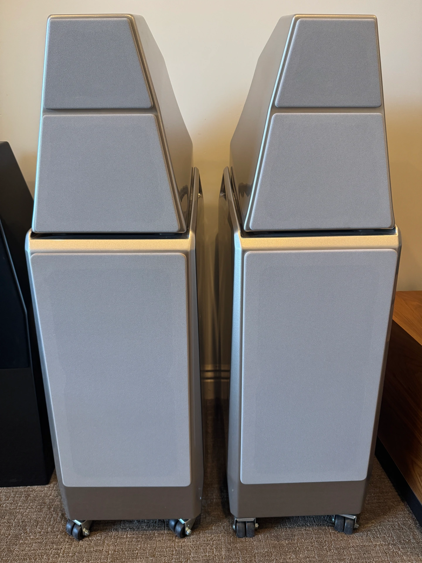 Wilson Audio Sasha DAW — Floorstanding Speakers